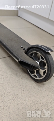 Тротинетка , снимка 5 - Скейтборд, ховърборд, уейвборд - 54055787