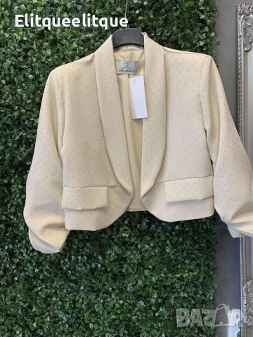 къси дамски сака с камъни 