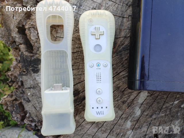 Nintendo Wii U, Оригиналния пълен комплект плюс една игра , снимка 11 - Nintendo конзоли - 54011443