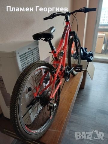 Продавам колело с 18 ск. И централен амортисьор, снимка 11 - Велосипеди - 53925919