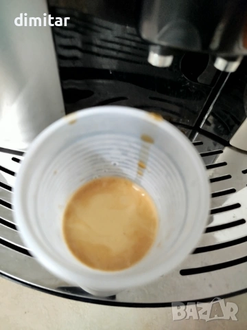 Кафе автомат Delonghi Magnifica , снимка 9 - Кафемашини - 53761548