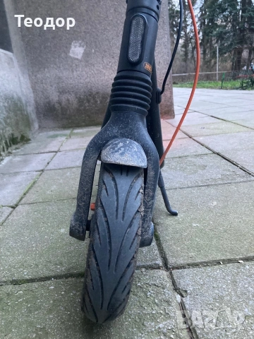 Тротинетка Ninebot Segway F2 Pro, снимка 8 - Друга електроника - 53711117