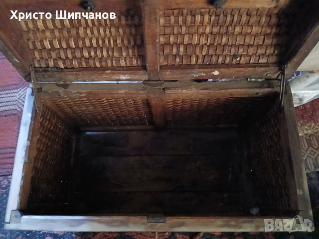 Легло,гардероб , скрин и печка, снимка 10 - Антикварни и старинни предмети - 50365139