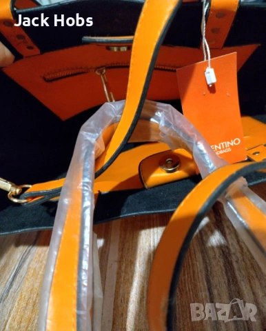 Чанта Valentino , снимка 3 - Чанти - 53761243