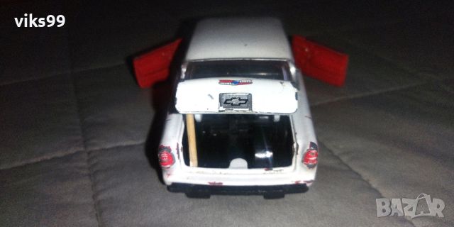 1955 Chevrolet Bel Air Road Champs 1:43, снимка 6 - Колекции - 39574054