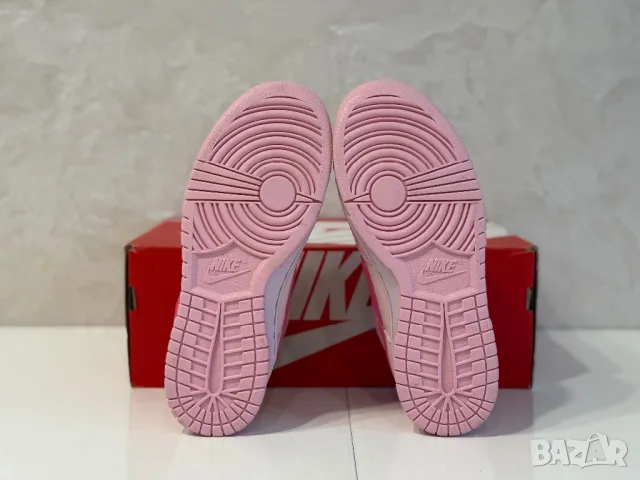 Дамски кецове Nike Dunk Triple Pink | 38,5, снимка 5 - Кецове - 48656114