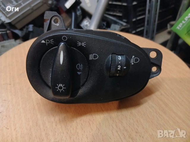 Ключ светлини за Форд Фокус 98AG 13A024 CG / 98AG13D024CG