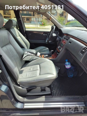 Мерцедес Е 2.0 компресор , снимка 3 - Автомобили и джипове - 53373275