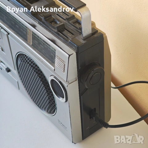 SANYO M2429FZ – винтидж радио‑касетофон, 1982г., снимка 6 - Радиокасетофони, транзистори - 53647879