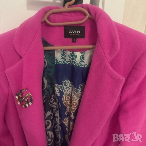 Палто Avin, снимка 3 - Палта, манта - 52797779