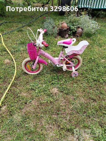Велосипед за момиче с помощни колела , снимка 3 - Детски велосипеди, триколки и коли - 45727455