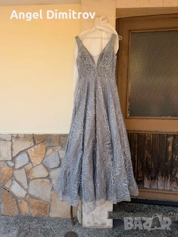 Продавам Бална Рокля 