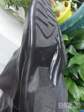 Три вида боти. Meindl Active Gore-Tex Bugatti. Original. Size 43-44 100% Кожа, снимка 13 - Мъжки боти - 34209018