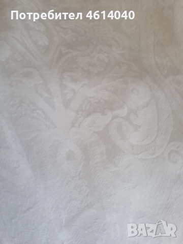 Ленена покривка за кръгла маса