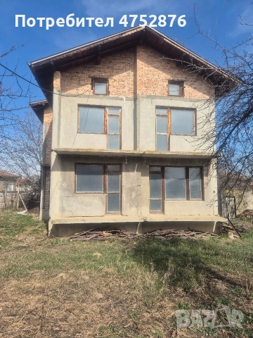 къща с двор село Долна Малина