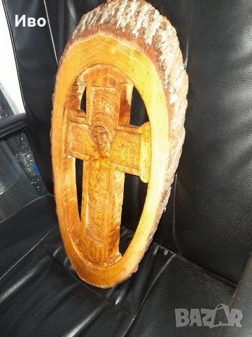 Красива, масивна дърворезба "Разпятие Христово"., снимка 2 - Антикварни и старинни предмети - 52890047