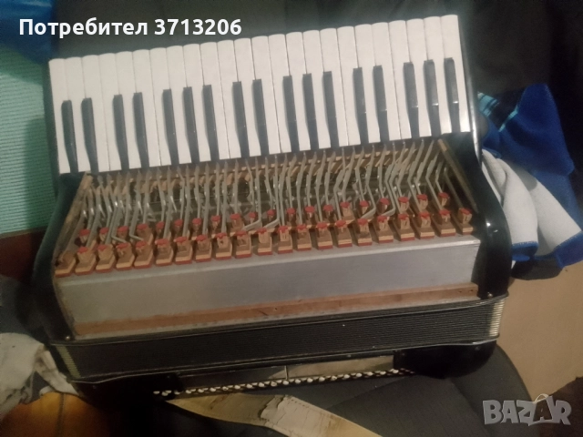 италиански 120 баса, снимка 5 - Акордеони - 52354583