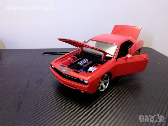додж модели мащаб 1:18 Dodge, снимка 9 - Колекции - 53883801