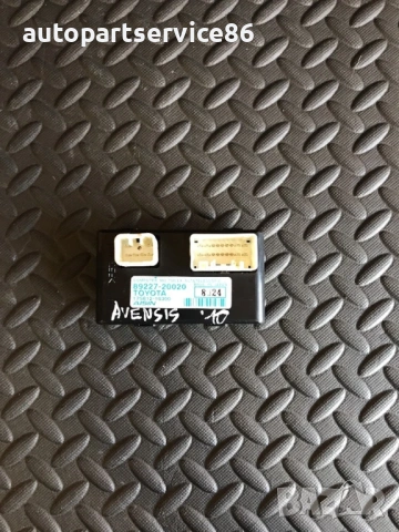 Блок за управление на кормилото (ECU) за Toyota Avensis 2.0 D4D (2009-2014) 89227-20020