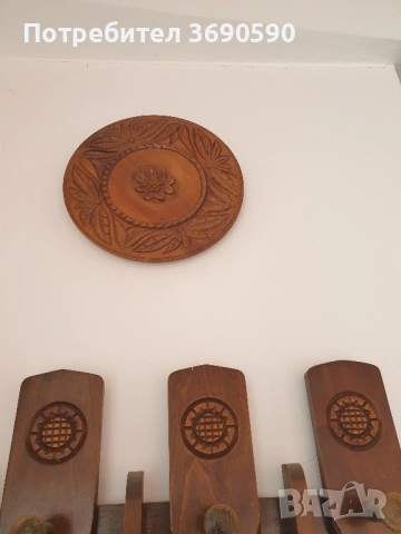 Дървена закачалка за дрехи за коридор с декоративна дървена чиния, снимка 2 - Портманта - 53884397