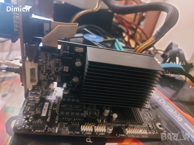 Видеокарта GeForce GF210 1GB , снимка 5 - Видеокарти - 53754990