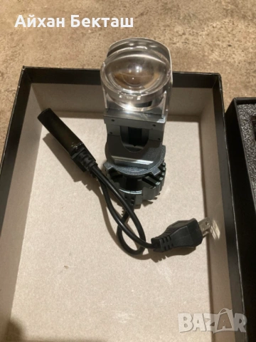 H4 LED крушка с лупа