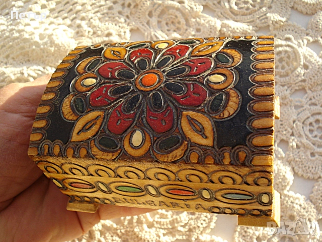 Нова дървена кутия  бижута - с пирография, снимка 4 - Колекции - 52752082