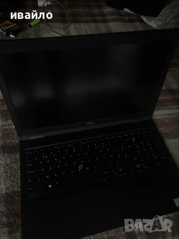 Лаптоп dell Добро състояние , снимка 2 - Лаптопи за работа - 53950466