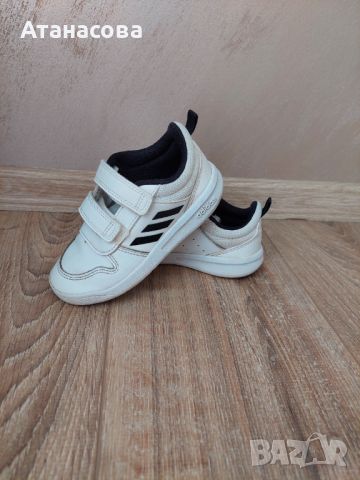 Детски маратонки adidas, снимка 2 - Детски маратонки - 45354596