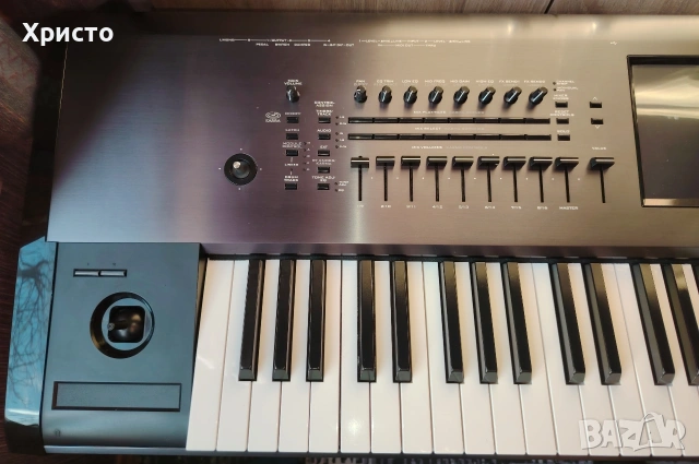 Korg Kronos 1, снимка 6 - Синтезатори - 53621334
