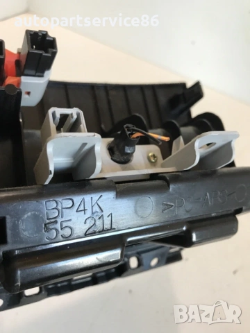 Предна пепелник LHD за Mazda 3 1.6 16V (2005) BP4K55211