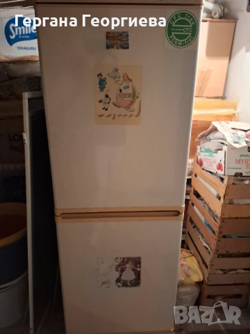 Хладилник с фризер