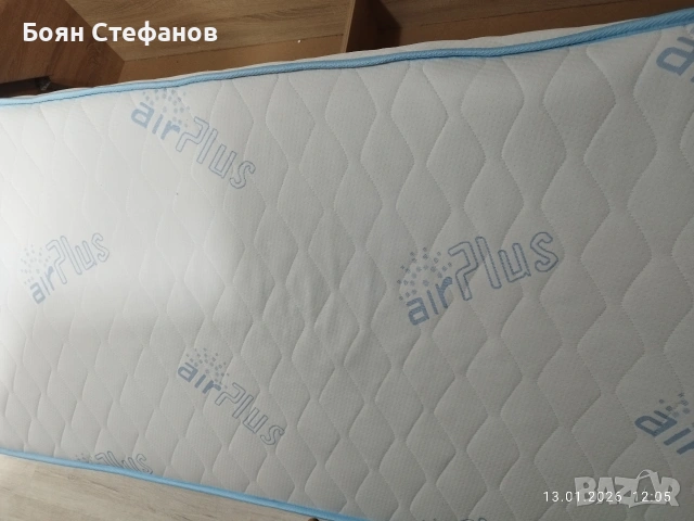 Продавам легло с матрак , снимка 6 - Спални и легла - 53083818