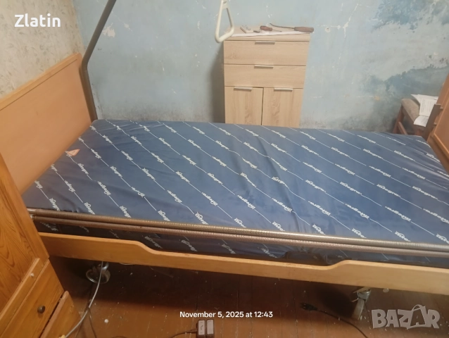 Швейцарско Електрическо болнично легло