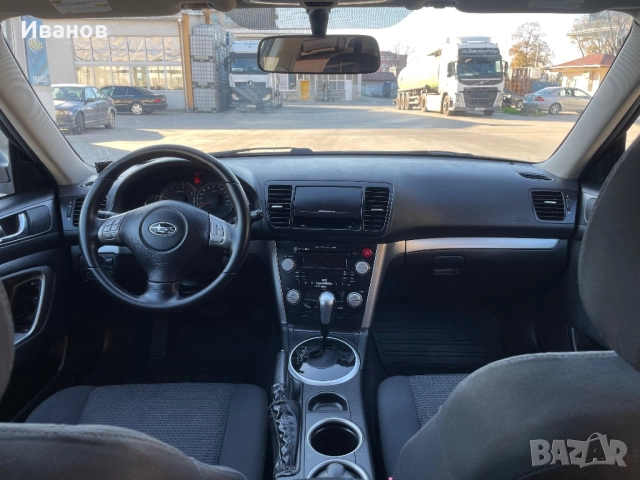 Субару Аутбак 2.5 Автоматик, снимка 9 - Автомобили и джипове - 52426408