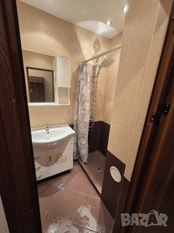 Тристаен апартамент в ж.к. Свобода, снимка 5 - Апартаменти - 51803595