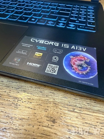 Лаптоп MSI - Cyborg 15 A13VF, снимка 3 - Лаптопи за игри - 53100519