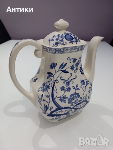 Стар порцеланов чайник маркиран , снимка 9 - Прибори за хранене, готвене и сервиране - 52553088