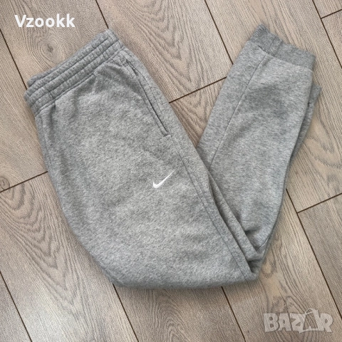 Мъжко долнище Nike Club Fleece | M размер, снимка 4 - Спортни дрехи, екипи - 52928493