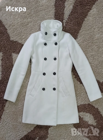 Бяло палто Berhska