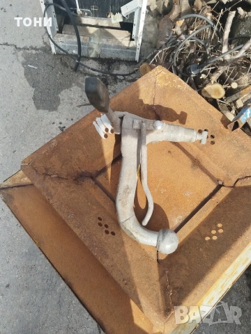 теглич за Audi, снимка 4 - Части - 53590019