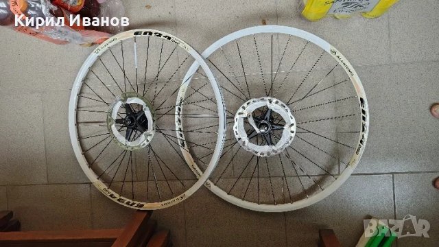 Предна и задна 26' капли SLX 665 /Alex rims EN 24 шини, снимка 1 - Части за велосипеди - 48925867