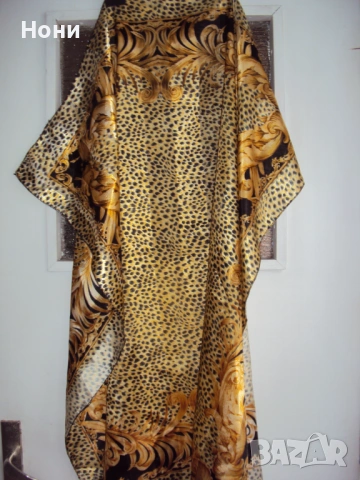 Сатенен дамски шал с тигрова визия, снимка 3 - Други - 53209987