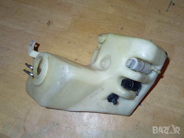 Казанче - резервоар + помпички за течност на чистачки за MERCEDES S-class W220