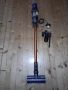 Много добра Dyson V10 безжична прахосмукачка пълен комплект, снимка 1