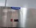 Професионален хладилен шкаф., снимка 1 - Хладилници - 45366730