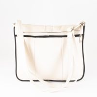 Черна стилна дамска чанта от естествена к. с капак - Elis, снимка 3 - Чанти - 45658982