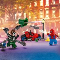 LEGO® Marvel Super Heroes 76275 - Преследване с мотоциклети: Спайдърмен срещу Док Ок, снимка 8 - Конструктори - 45614277