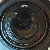 Panasonic Lumix GH4 с обектив 14-140, снимка 2 - Фотоапарати - 45872646