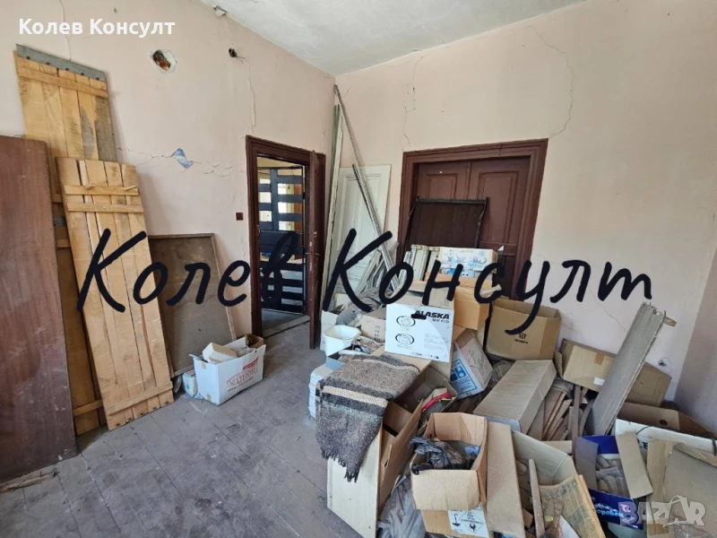 Продавам къща с търговско помещение в Симеоновград , снимка 1